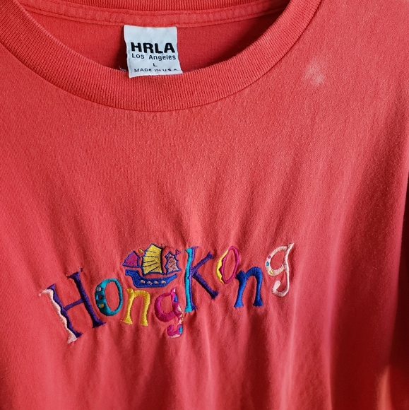 Vibrant Vintage Embroidered Hong Kong Shirt - Picture 5 of 11